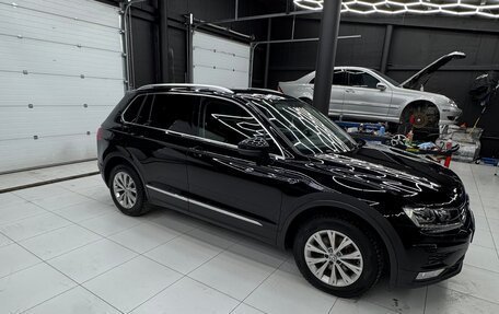 Volkswagen Tiguan II, 2017 год, 2 080 000 рублей, 11 фотография