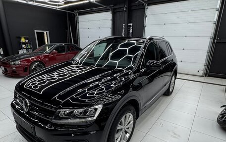 Volkswagen Tiguan II, 2017 год, 2 080 000 рублей, 15 фотография
