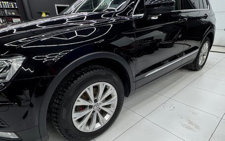 Volkswagen Tiguan II, 2017 год, 2 080 000 рублей, 19 фотография