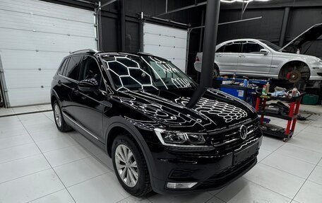 Volkswagen Tiguan II, 2017 год, 2 080 000 рублей, 13 фотография