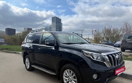 Toyota Land Cruiser Prado 150 рестайлинг 2, 2015 год, 3 300 000 рублей, 2 фотография