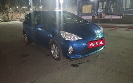 Toyota Aqua I, 2012 год, 700 000 рублей, 9 фотография