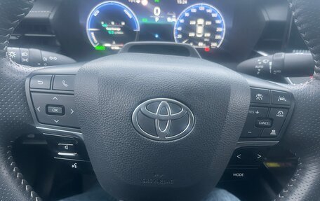 Toyota Camry, 2024 год, 4 050 000 рублей, 11 фотография