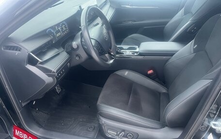 Toyota Camry, 2024 год, 4 050 000 рублей, 22 фотография