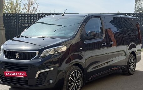 Peugeot Traveller I, 2020 год, 3 500 000 рублей, 6 фотография