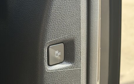 Peugeot Traveller I, 2020 год, 3 500 000 рублей, 20 фотография