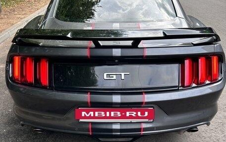 Ford Mustang VI рестайлинг, 2015 год, 3 600 000 рублей, 16 фотография