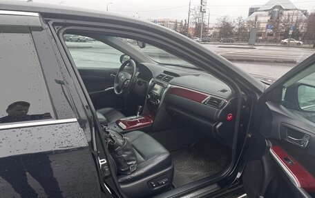 Toyota Camry, 2014 год, 1 720 000 рублей, 6 фотография