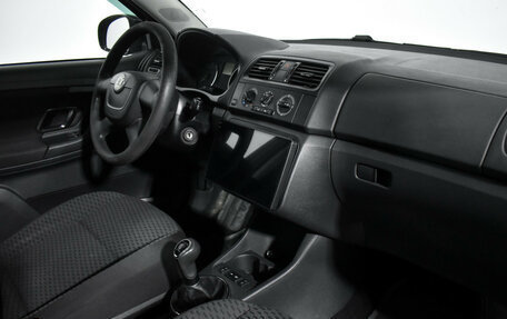 Skoda Fabia II, 2010 год, 680 000 рублей, 13 фотография