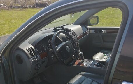 Volkswagen Touareg III, 2005 год, 850 000 рублей, 6 фотография