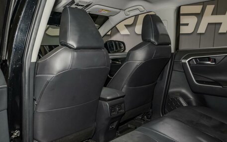 Toyota RAV4, 2021 год, 3 675 000 рублей, 11 фотография