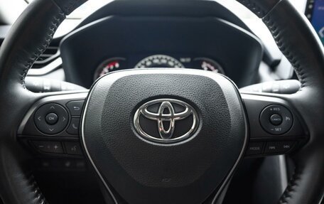 Toyota RAV4, 2021 год, 3 675 000 рублей, 19 фотография