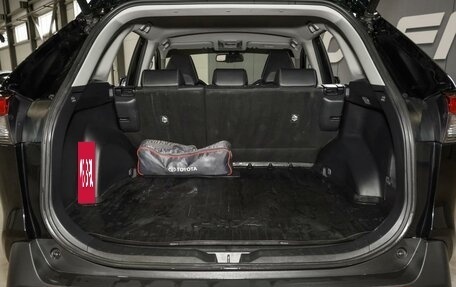 Toyota RAV4, 2021 год, 3 675 000 рублей, 24 фотография