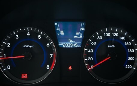 Hyundai Solaris II рестайлинг, 2011 год, 759 000 рублей, 13 фотография