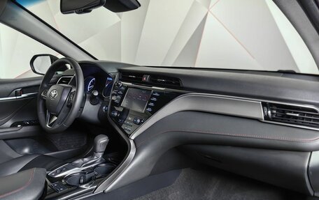 Toyota Camry, 2020 год, 2 743 000 рублей, 13 фотография