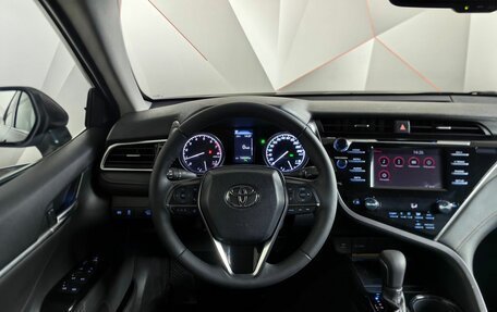 Toyota Camry, 2020 год, 2 743 000 рублей, 20 фотография