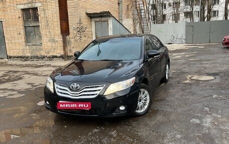 Toyota Camry, 2010 год, 890 000 рублей, 7 фотография