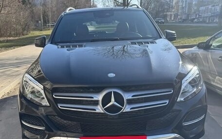 Mercedes-Benz GLE, 2015 год, 3 290 000 рублей, 3 фотография