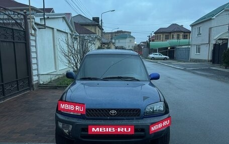 Toyota RAV4, 1995 год, 780 000 рублей, 2 фотография