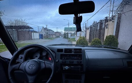 Toyota RAV4, 1995 год, 780 000 рублей, 8 фотография