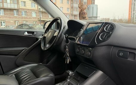 Volkswagen Tiguan I, 2010 год, 995 000 рублей, 4 фотография