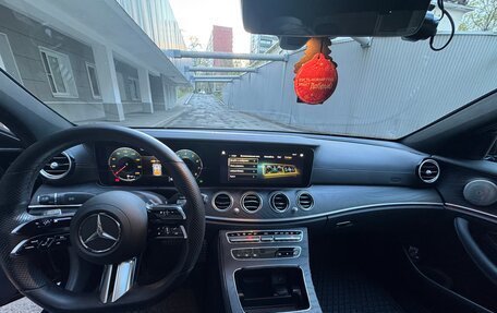 Mercedes-Benz E-Класс, 2022 год, 5 900 000 рублей, 7 фотография