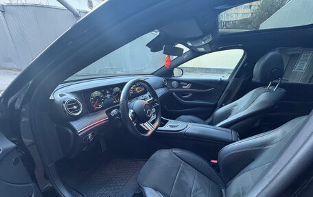 Mercedes-Benz E-Класс, 2022 год, 5 900 000 рублей, 11 фотография
