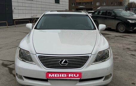 Lexus LS IV, 2008 год, 1 700 000 рублей, 2 фотография