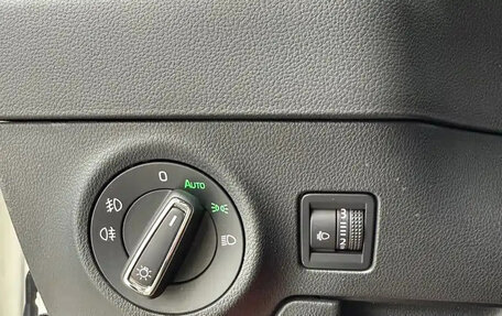 Skoda Karoq I, 2022 год, 1 700 888 рублей, 9 фотография