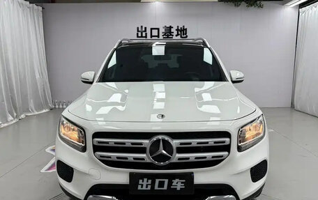 Mercedes-Benz GLB, 2022 год, 2 100 888 рублей, 2 фотография