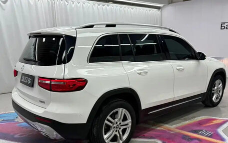 Mercedes-Benz GLB, 2022 год, 2 100 888 рублей, 4 фотография