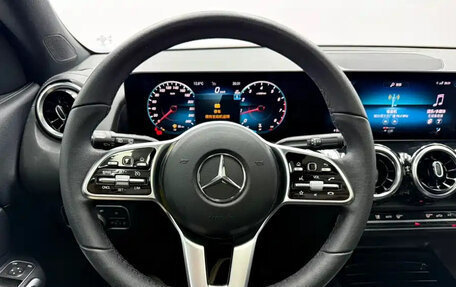 Mercedes-Benz GLB, 2022 год, 2 100 888 рублей, 12 фотография