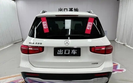 Mercedes-Benz GLB, 2022 год, 2 100 888 рублей, 5 фотография