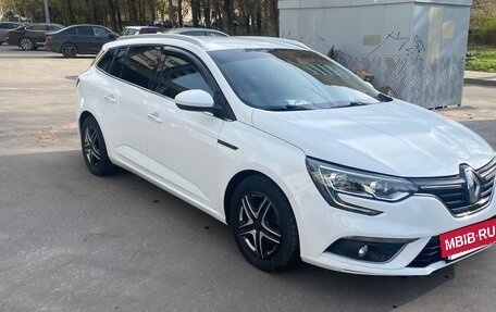 Renault Megane IV, 2017 год, 1 400 000 рублей, 2 фотография