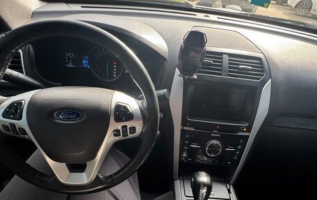 Ford Explorer VI, 2013 год, 1 680 000 рублей, 6 фотография