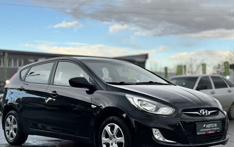 Hyundai Solaris II рестайлинг, 2011 год, 719 000 рублей, 4 фотография