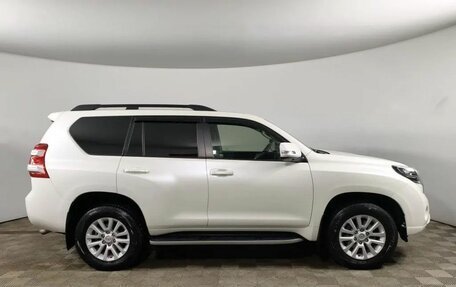 Toyota Land Cruiser Prado 150 рестайлинг 2, 2015 год, 3 750 000 рублей, 4 фотография