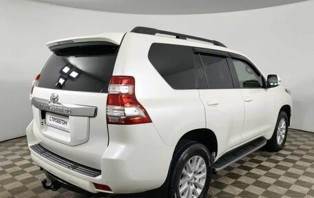 Toyota Land Cruiser Prado 150 рестайлинг 2, 2015 год, 3 750 000 рублей, 5 фотография