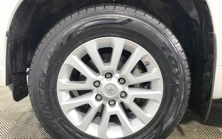 Toyota Land Cruiser Prado 150 рестайлинг 2, 2015 год, 3 750 000 рублей, 16 фотография