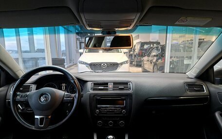 Volkswagen Jetta VI, 2012 год, 789 000 рублей, 23 фотография