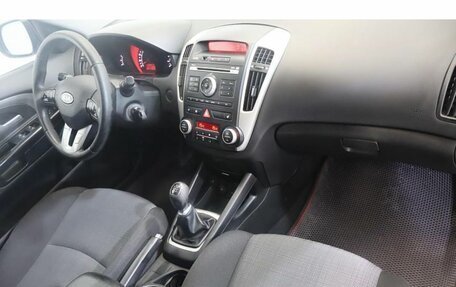 KIA cee'd I рестайлинг, 2011 год, 929 000 рублей, 5 фотография