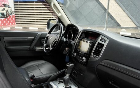 Mitsubishi Pajero IV, 2015 год, 2 915 000 рублей, 6 фотография
