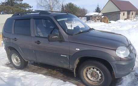 Chevrolet Niva I рестайлинг, 2013 год, 600 000 рублей, 13 фотография