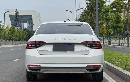 Skoda Superb III рестайлинг, 2020 год, 1 400 000 рублей, 3 фотография