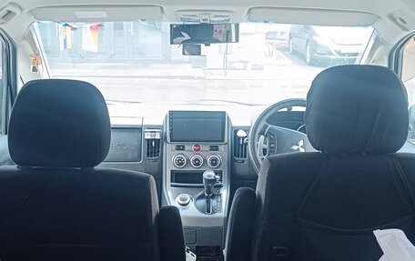 Mitsubishi Delica D:5 I, 2010 год, 2 200 000 рублей, 29 фотография