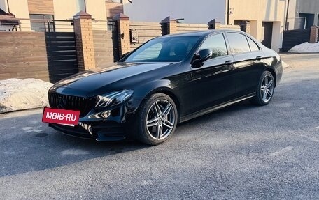 Mercedes-Benz E-Класс, 2019 год, 3 500 000 рублей, 2 фотография