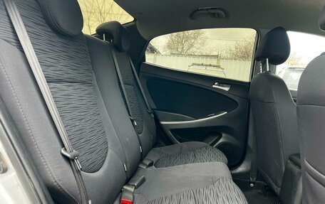 Hyundai Solaris II рестайлинг, 2015 год, 859 000 рублей, 14 фотография