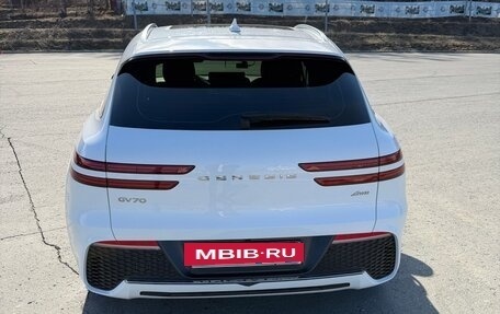 Genesis GV70, 2021 год, 5 600 000 рублей, 8 фотография