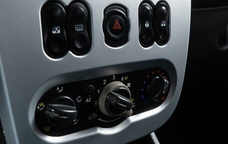 Renault Sandero I, 2010 год, 588 000 рублей, 15 фотография