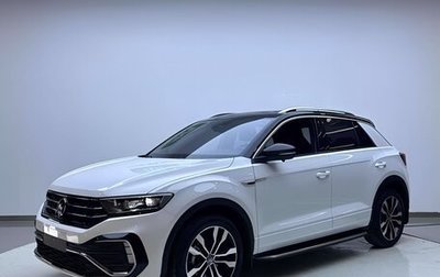 Volkswagen T-Roc I, 2023 год, 1 850 000 рублей, 1 фотография